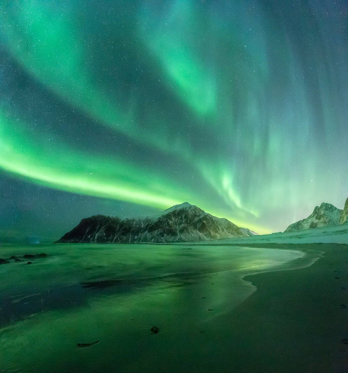 winter,norway,norwegian,aurora,night,sky,aurora borealis,northern lights,northen lights,night sky,green,, Adrian Szatewicz