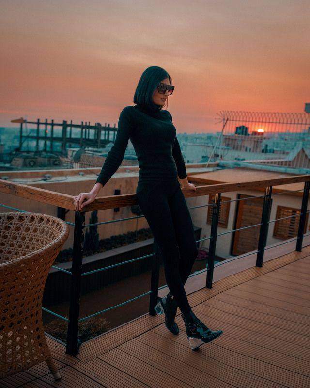 mona фото превью