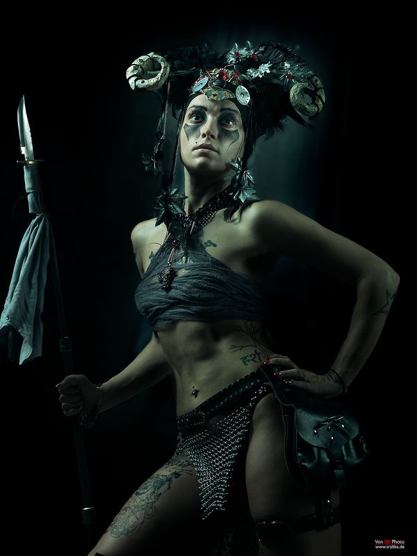 girl, warrior, darkness, spear, horns, skin Diesel фото превью