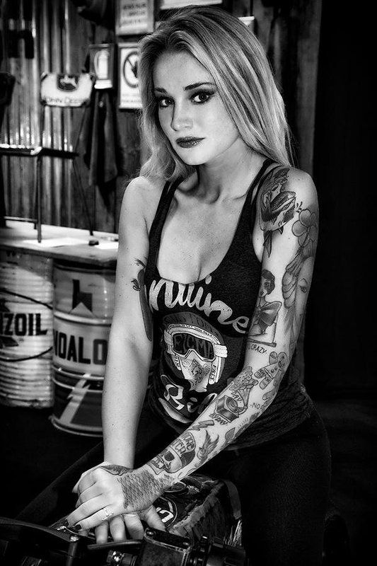 simone zeffiro motorcycle girl portrait fine art fineart woman model sexy girl Motorcycle Girl фото превью