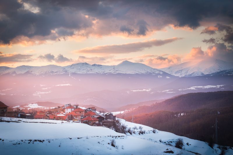 rila, bulgaria, rhodope,mountains,clouds,sunset,travel,adventure,winter, snow On the edge фото превью