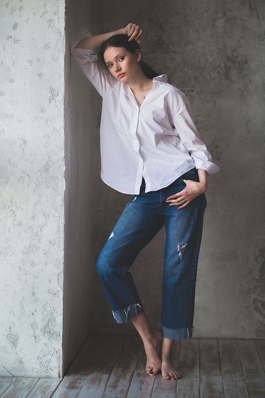 002 Portrait 2019 фото превью