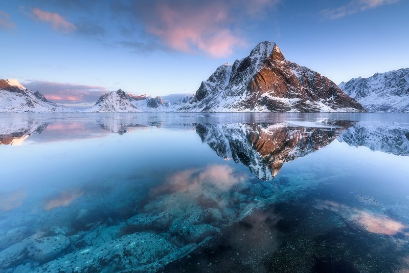 lofoten, reine, reflections, mountains, seascape, landscape, mystic, soothing, bluesky, morning, ice, water, mountain The Lofoten Islands фото превью