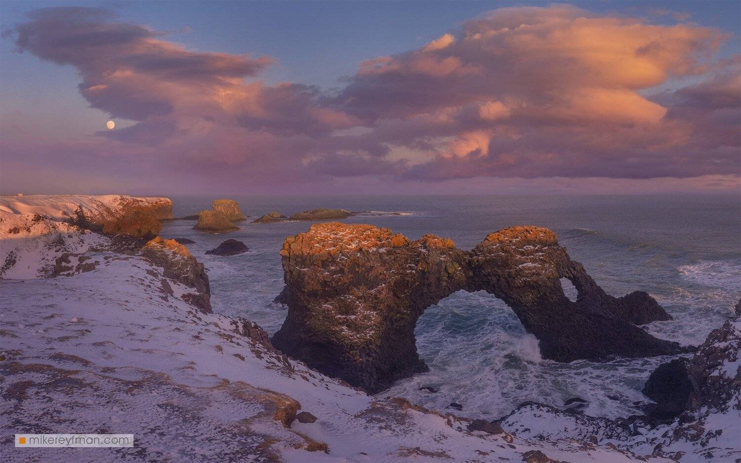 arnarstapi, sn&aelig;fellsnes peninsula, iceland, Майк Рейфман