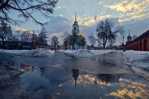 Тульский кремль. Купались в лужах облака