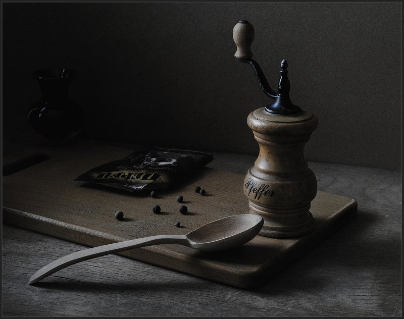 ложка, мельница, перец, натюрморт *** фото превью