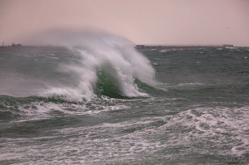 море,крым,пейзаж,шторм,россия,фототур,волна,волны,природа,севастополь Вечерний шторм фото превью