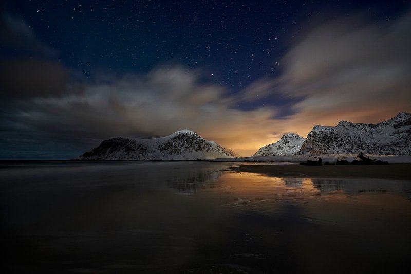Night by Skagsanden beach фото превью