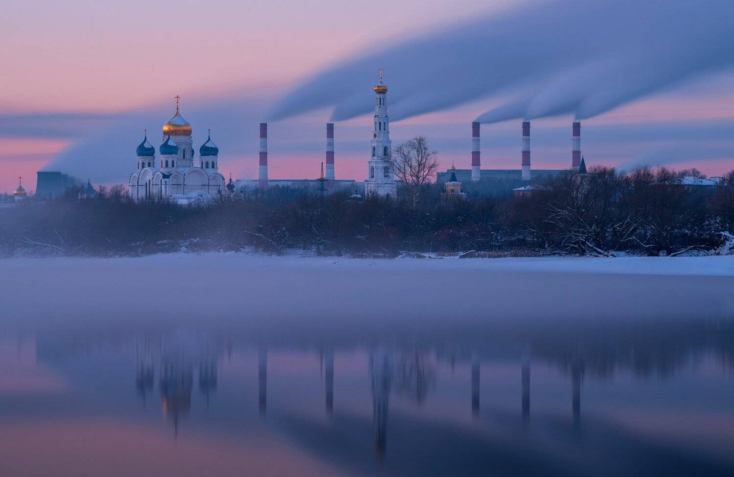 вечер, город, туман, дымка, река, монастырь,\\закат, Виталий Левыкин