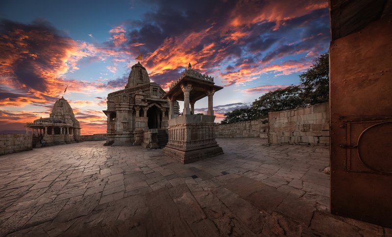 India, Fort Chittorgarch фото превью