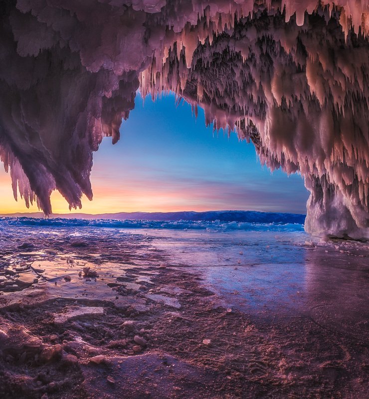 байкал, зима, лед, снег, путешествие, закат, солнце, облака, сосульки Драконья пасть фото превью