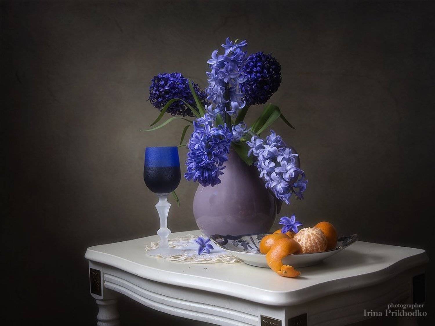 натюрморт, весна, цветочный, гиацинты, фрукты, вино, мандарины, Ирина Приходько