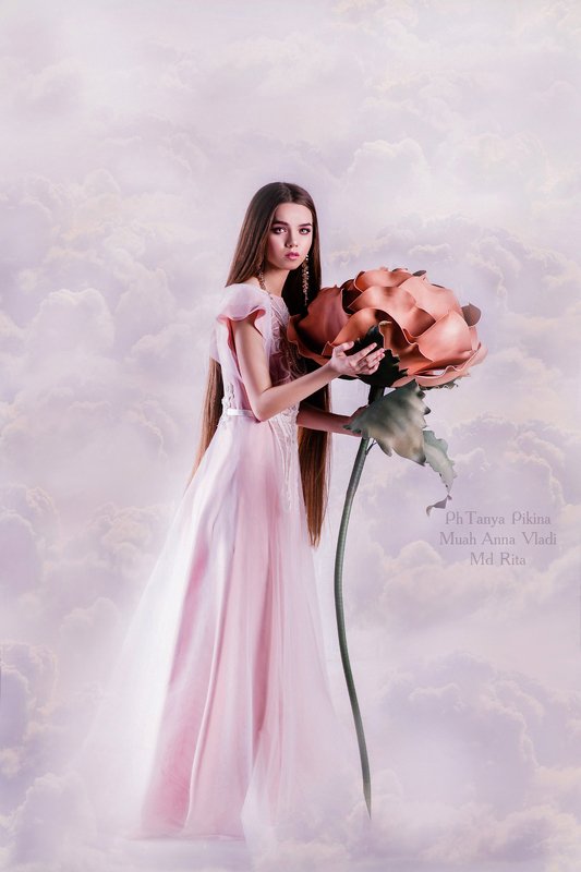 женский портрет  Рапунцель фото превью