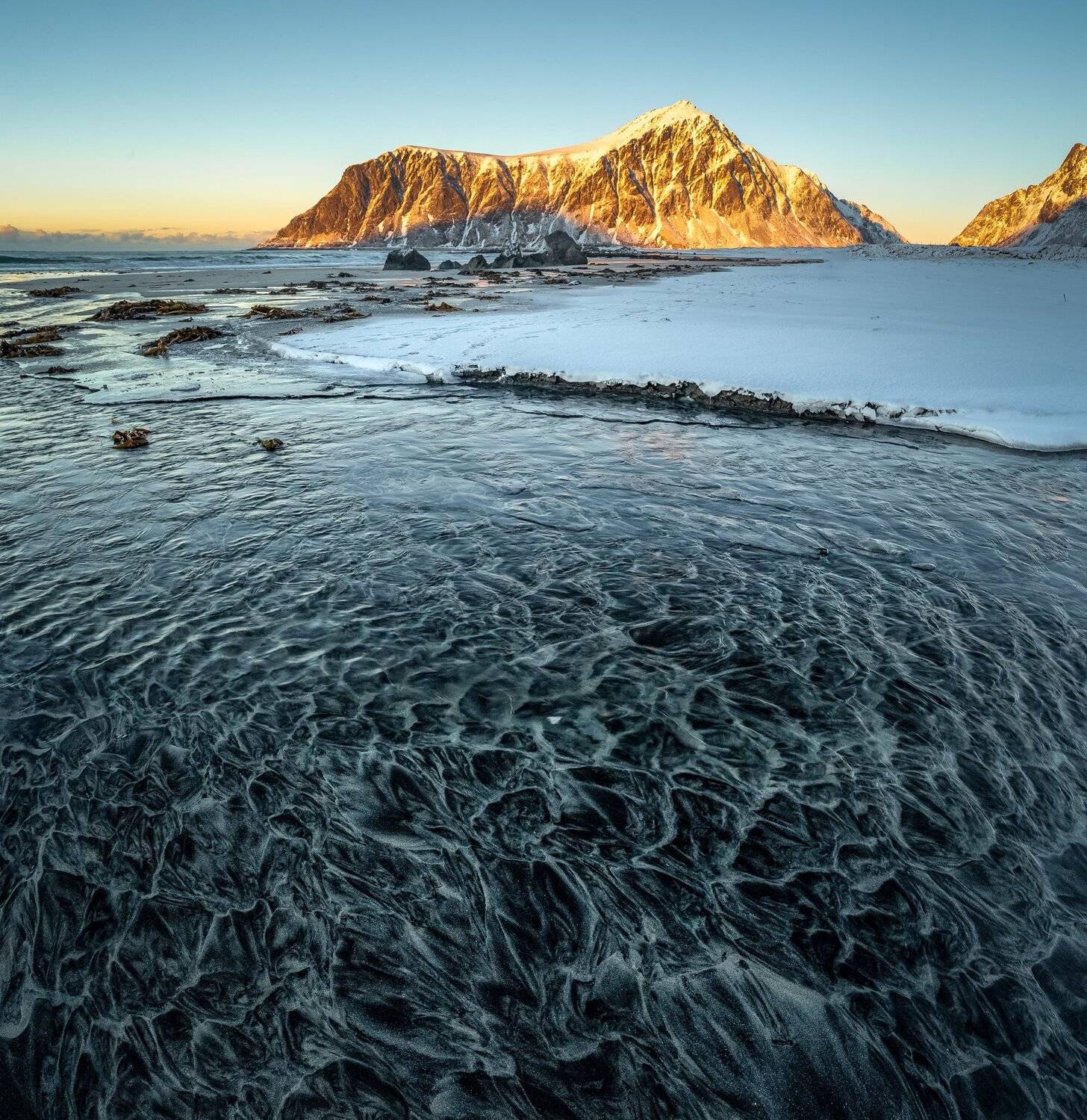 lofoten,norway,norwegian,scandinavia,scandinavian,mountains,beach,coast,sand,sandy,patterns,texture,winter,wintertime,nature,natural, Adrian Szatewicz