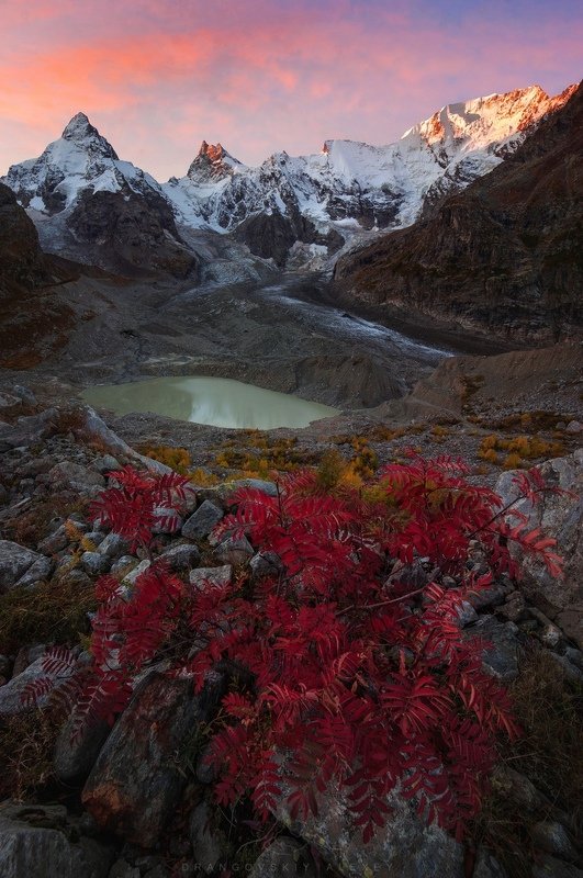 Рассвет в ущелье Адыл-Су фото превью