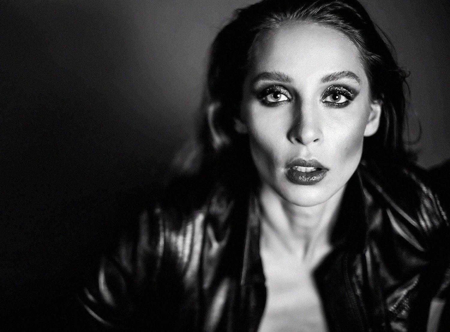 девушка,модель,фэшн.стиль,стильня съемка,портрет,женский портрет,глаза,лицо,взгляд,чб,чб фото,черно-белое, Светлана