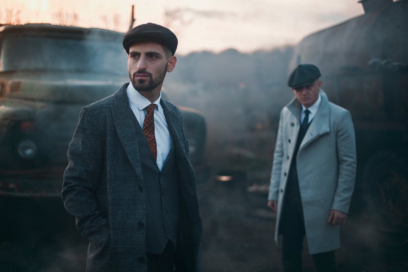 острые козырьки фото превью