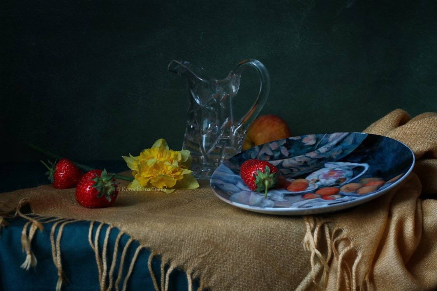 натюрморт, нарцисс, клубника, фарфор, сезанн, Курочкина Диана