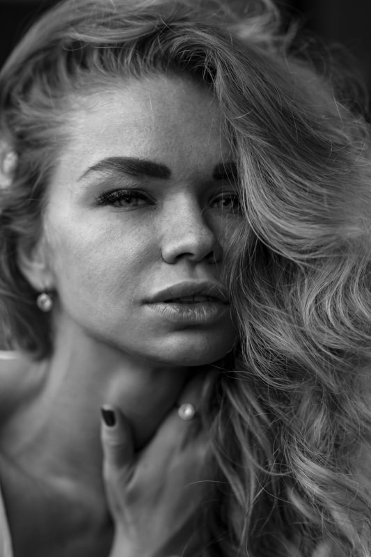 girl portrait mf eyes hair NastasyaQ фото превью