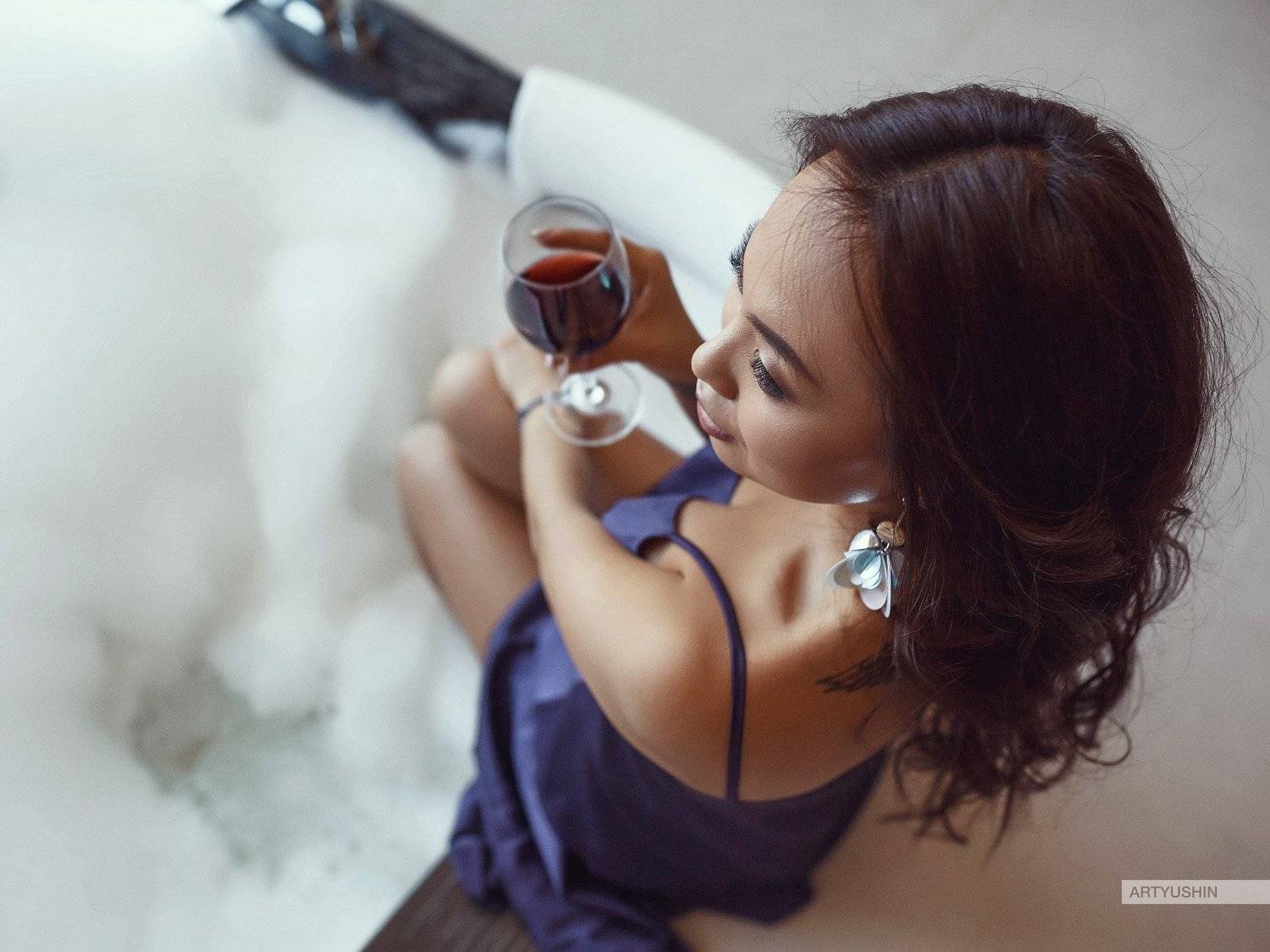 , Антон Артюшин