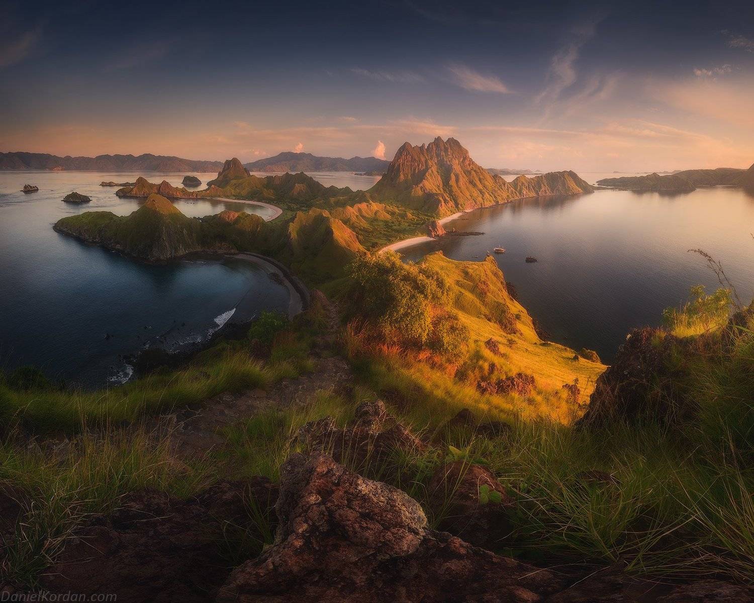 Padar, Komodo, Даниил Коржонов