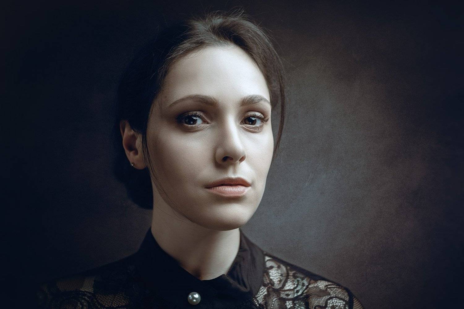 female, portrait, mood, sensuality, dramatic, woman, dark, adult, face, people, one, person, look, motion, picture, tenderness, dream, fun, smile, Дмитрий Толоконов