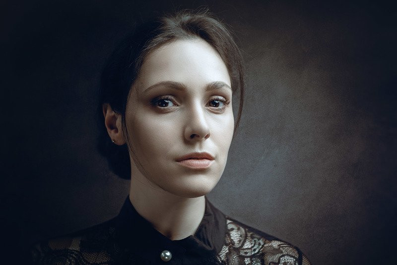 female, portrait, mood, sensuality, dramatic, woman, dark, adult, face, people, one, person, look, motion, picture, tenderness, dream, fun, smile Dark Beauty фото превью