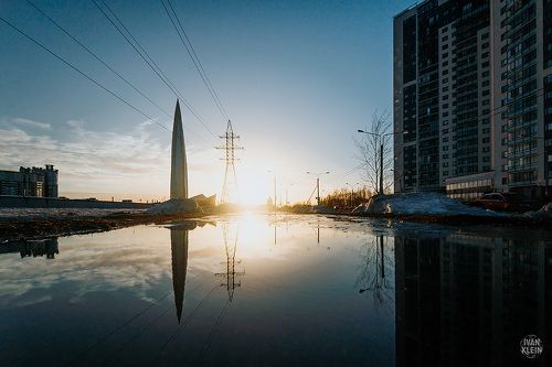 Башня на закате