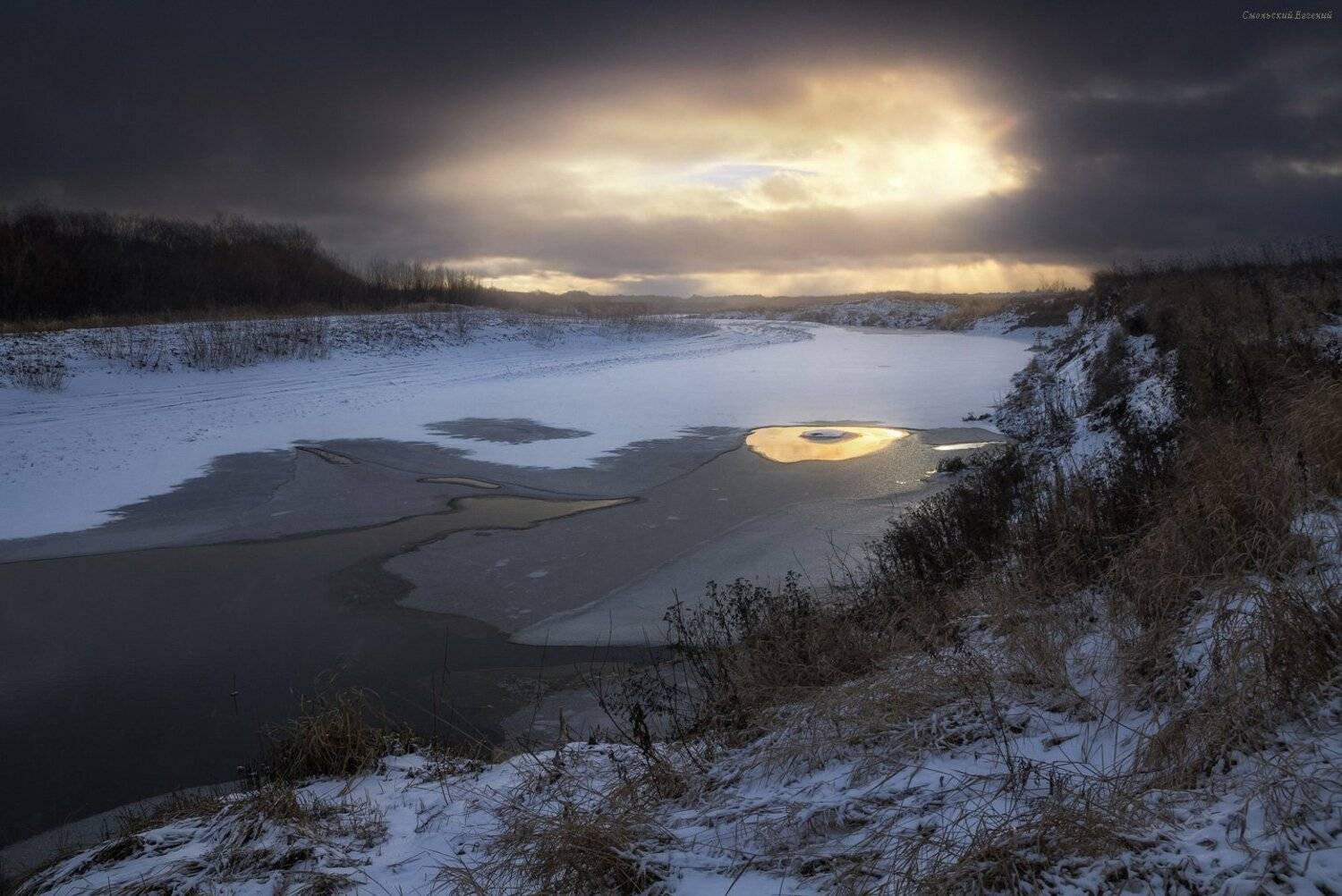 закат, осень, река, вечер, озеро, лед, обрыв, облака., Смольский Евгений