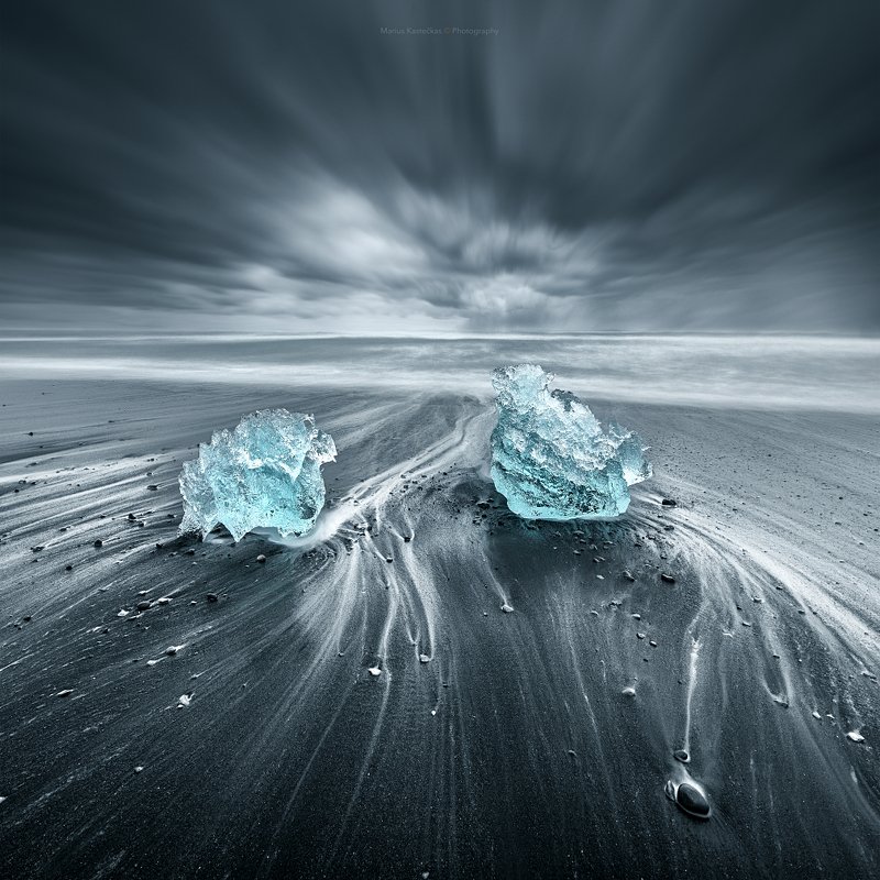 iceland, no people, outdoors, nature, beauty in nature, rural scene, atmospheric mood, scenics, coastline, travel destinations, tourism, landscape, seascapes, dramatic landscape, moody sky, long time exposure Diamond beach фото превью