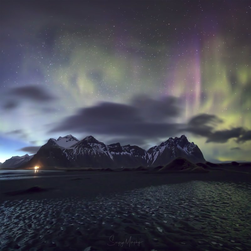 Strange northern lights over Vestrahorn. Iceland\'19 фото превью