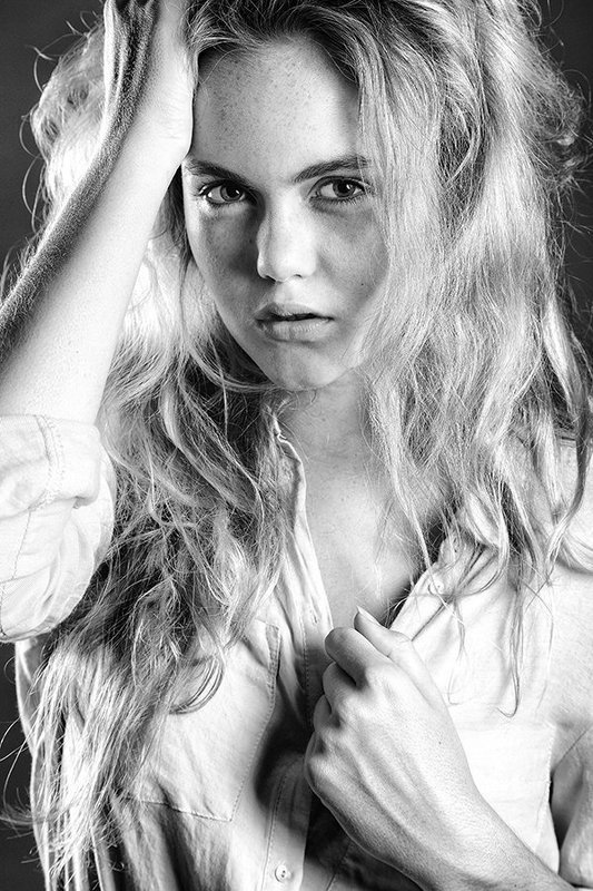 simone zeffiro portrait black and white fashion glamour model Shannon фото превью