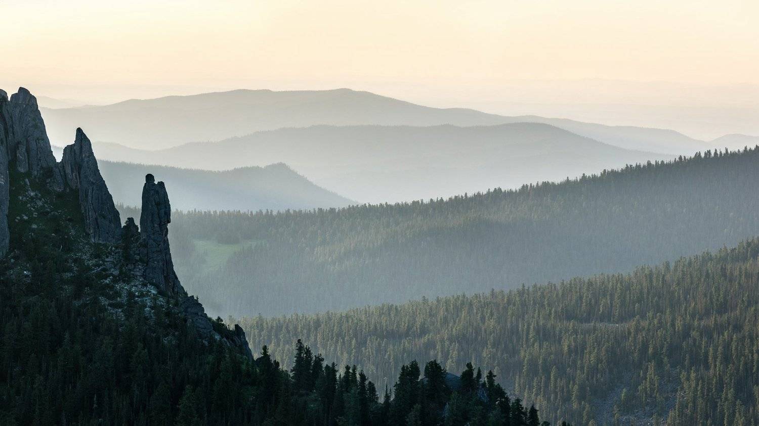горы, сибирь, саяны, западный саян, ергаки, каменный замок, скала, ангел, вечер, Николай Васильев
