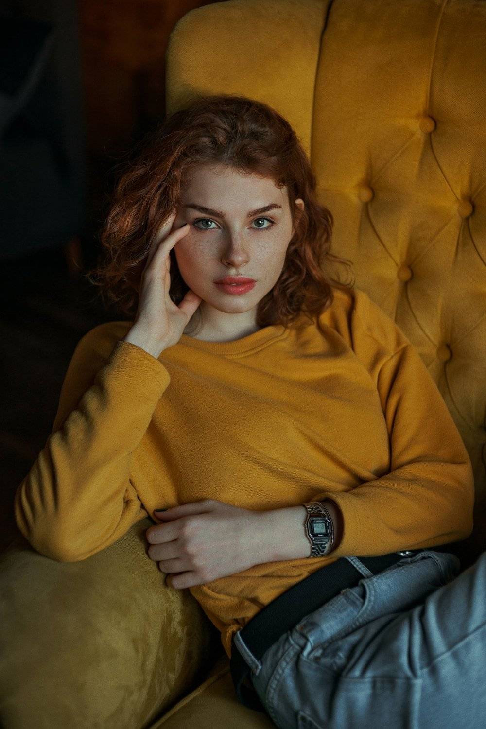 portrait, портрет, girl, indoor, yellow, studio, девушка, молодость, ламповый, retouch, ретушь, цвет, lamp, Павел Фишар