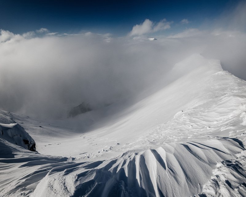 гора, снег, горы, вершина, небо, снег, облака, россия, хибины, кировск, туризм, путешествие, лыжи Вершина горы фото превью