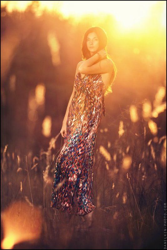 девушка, осень, платье, поле, закат Таня фото превью