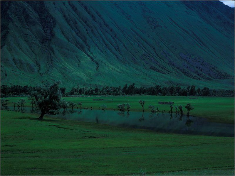 Изумрудная долина фото превью