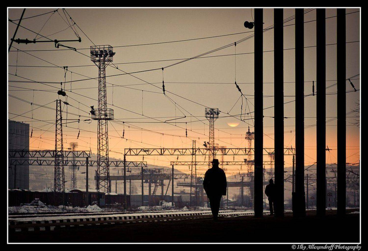 city, station, morning, sunrise, Ilko Allexandroff