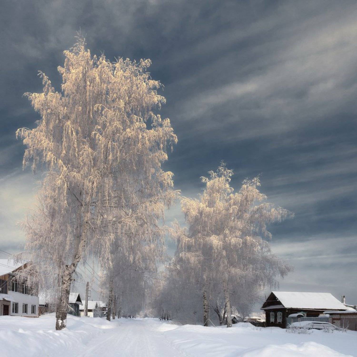 улица, домики, деревья, снег, иней, облака, зима, мороз, вечер, Георгий Машковцев
