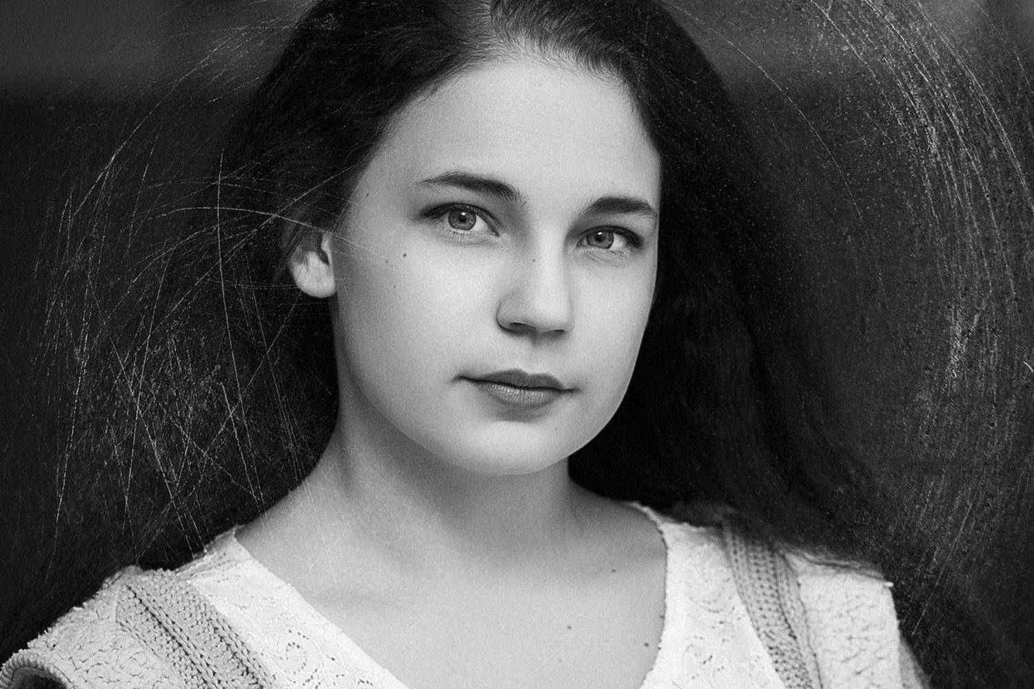 , Лана Никонова