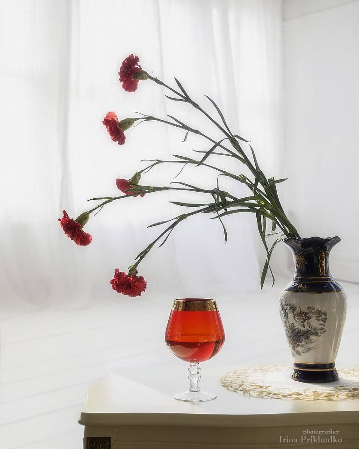 натюрморт, цветы, интерьер, букет, гвоздики, Ирина Приходько