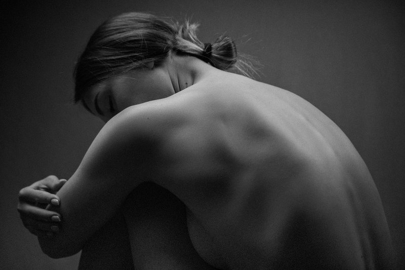female, portrait, nude, sensual, sad, sadness, mood, alone, loneliness, dream, sleep, woman, adult, young, soul DRAFT фото превью