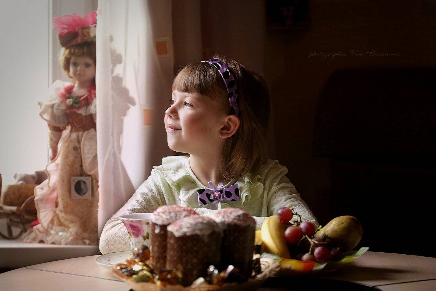 постановка девочка куличи, Вера Шамраева