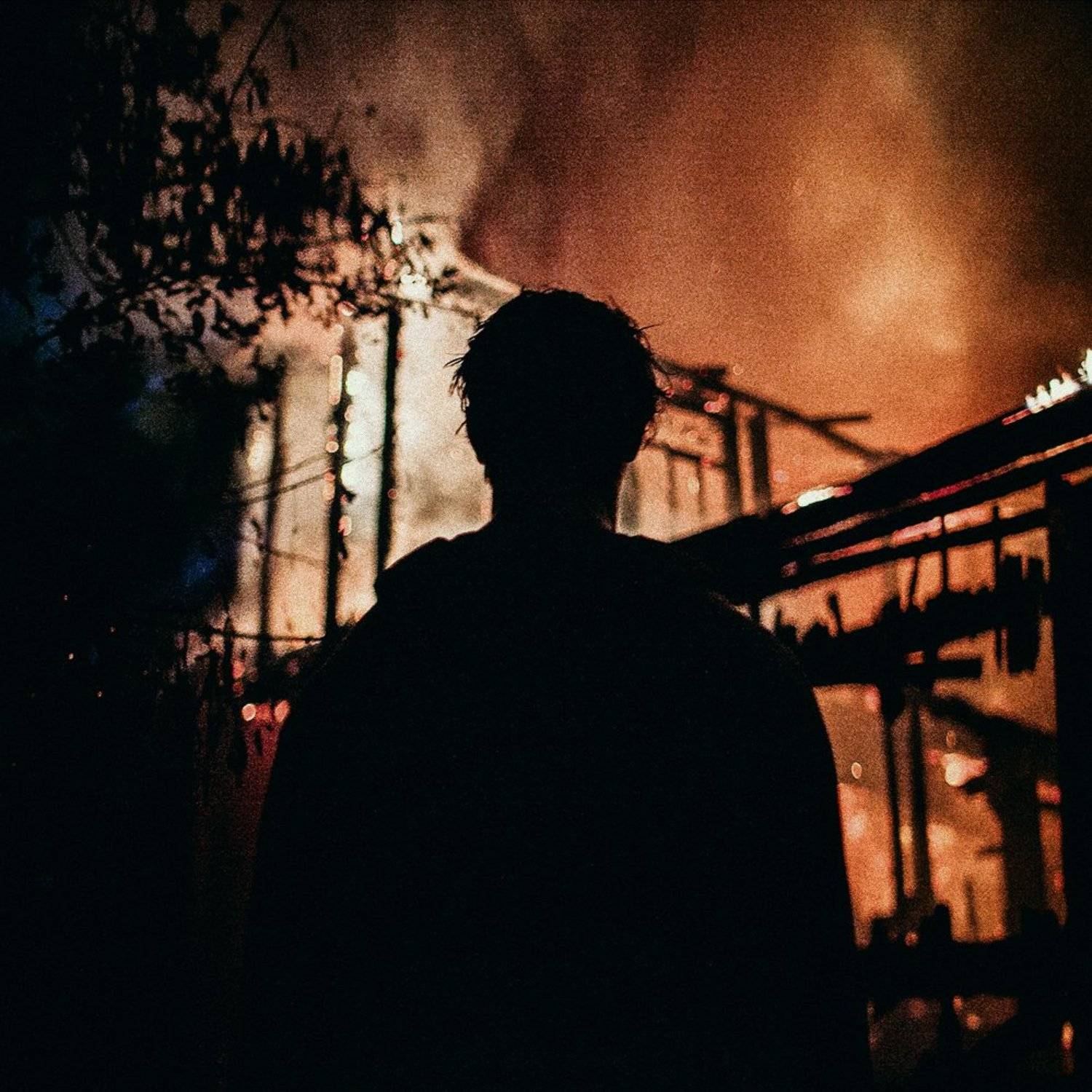 портрет, огонь, на фоне пожара., Geo Arcus