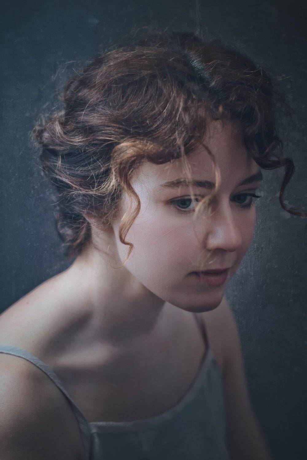 female, portrait, mood, dramatic, woman, dark, adult, face, people, one, person, picture, sadness, sorrow, grief, mourning, affliction, rue, Дмитрий Толоконов