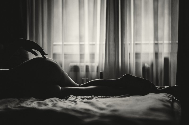 silhouette, woman, sensitive, body, boudoir, touch, Solitude фото превью
