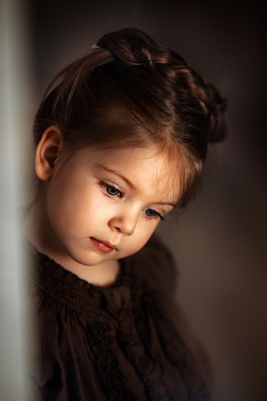 Задумалась... фото превью