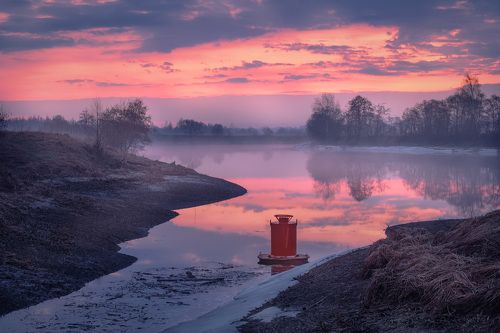 Отзимовавший бакен