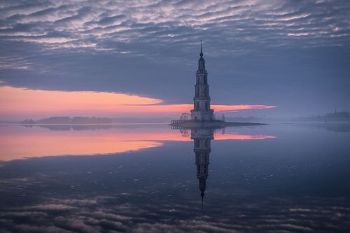 Колокольня Никольского собора в Калязине