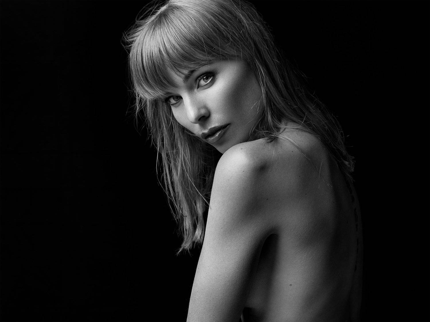 beauty, beauty photographer, fashion, portrait, model, posing, creative, h6d, inspire, beautiful, blackandwhite, Gary McGillivray-Birnie